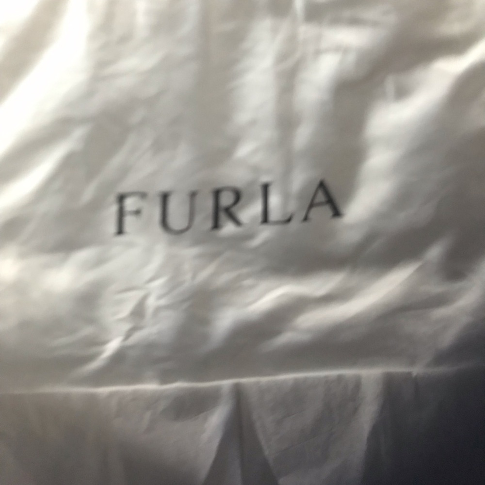 Handbag - Picture 4 of 4